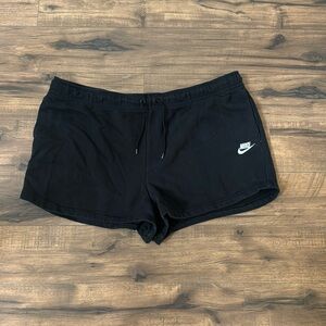 Black Nike shorts women’s size 2 X